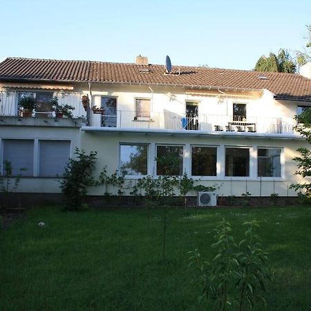Top Messe Ferienwohnung 81Qm เอสเซน ภายนอก รูปภาพ